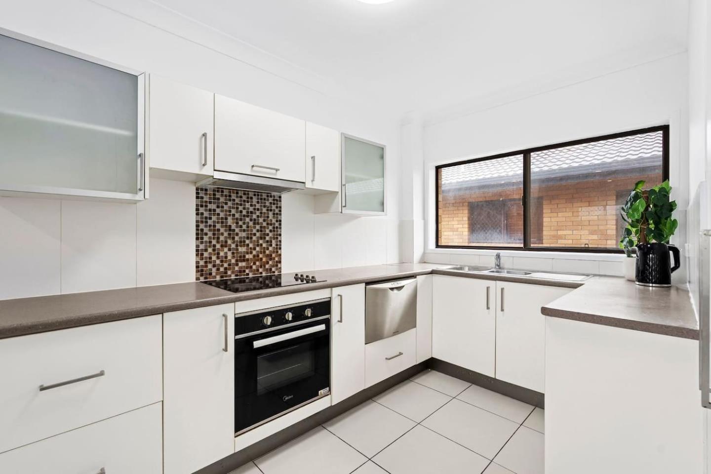 Nerang To Surf - Riverside Escape Near Paradise Buzz * Gold Coast